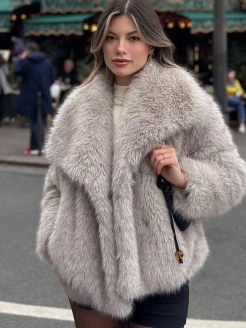 VICKY | Chaqueta de pelo sintético elegante y cálida