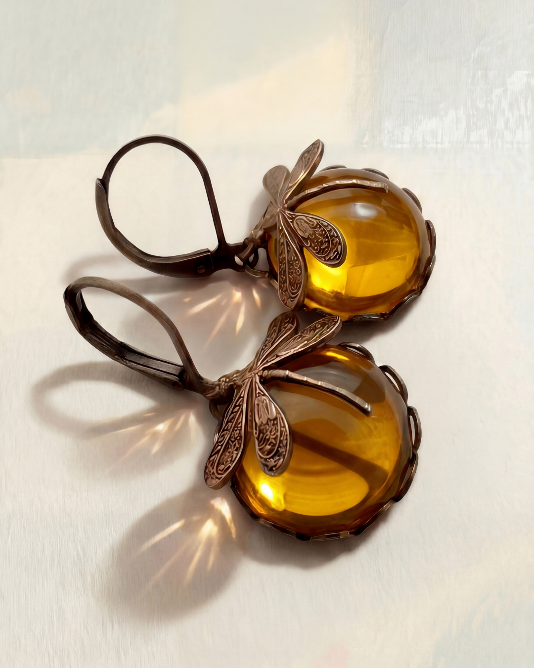 LYSARA | Pendientes Libélula Esmeralda