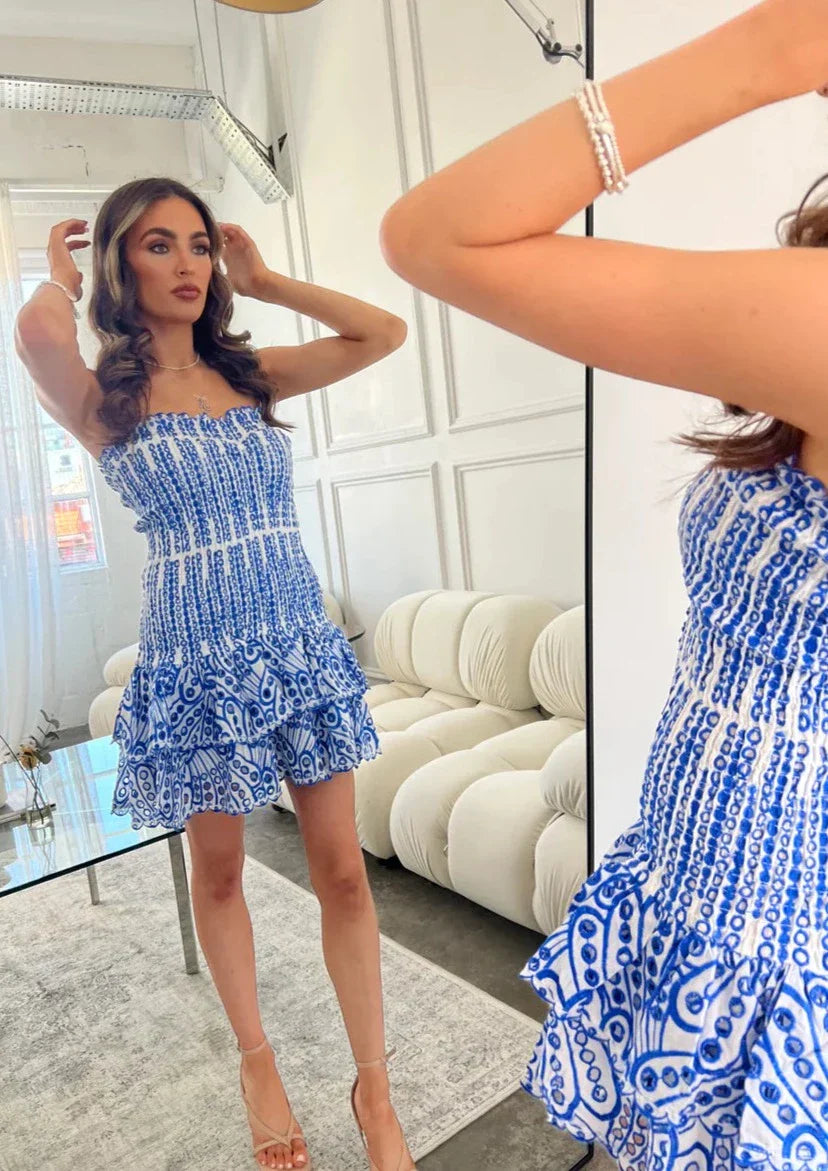 SOL | Vestido Corto Veraniego de Bordado Inglés