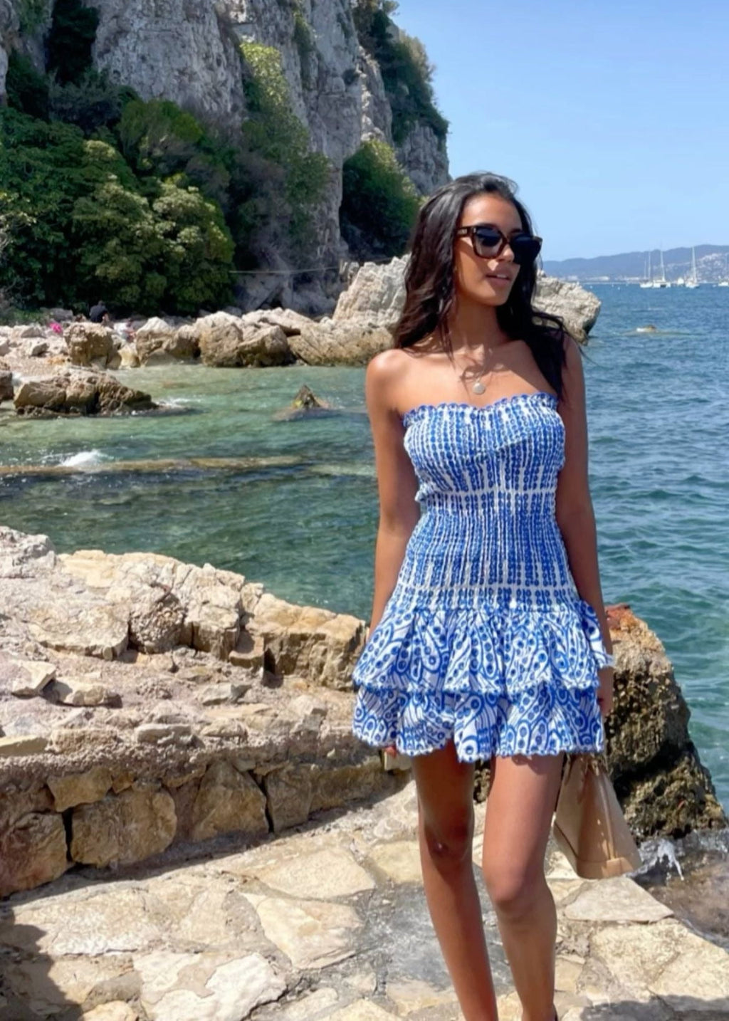 SOL | Vestido Corto Veraniego de Bordado Inglés