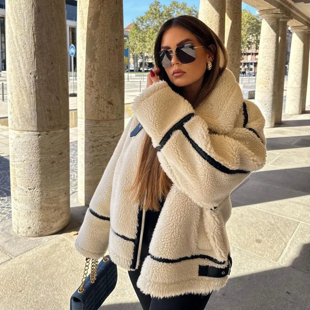 Calyvéa abrigo