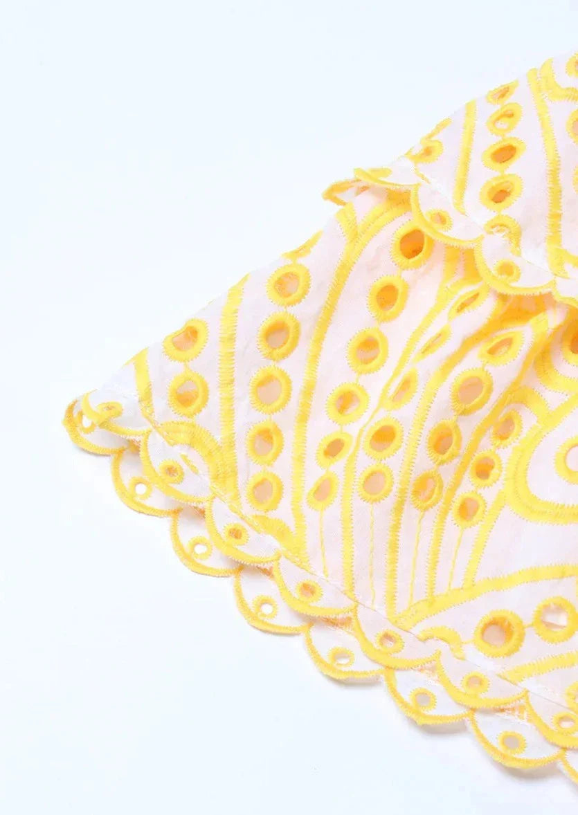 SOL | Vestido Corto Veraniego de Bordado Inglés