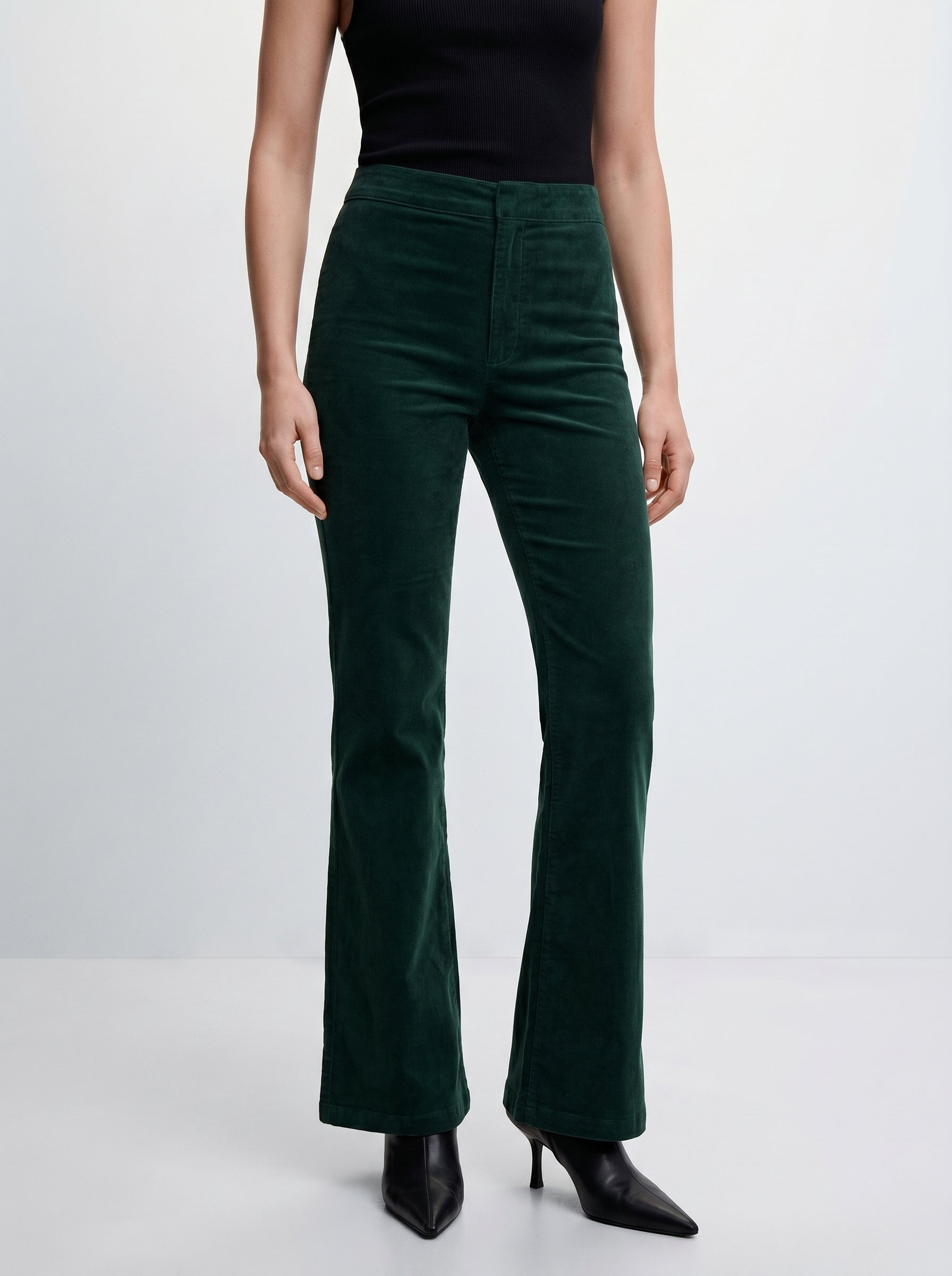 NÉBORA | Pantalones de campana retro de pana
