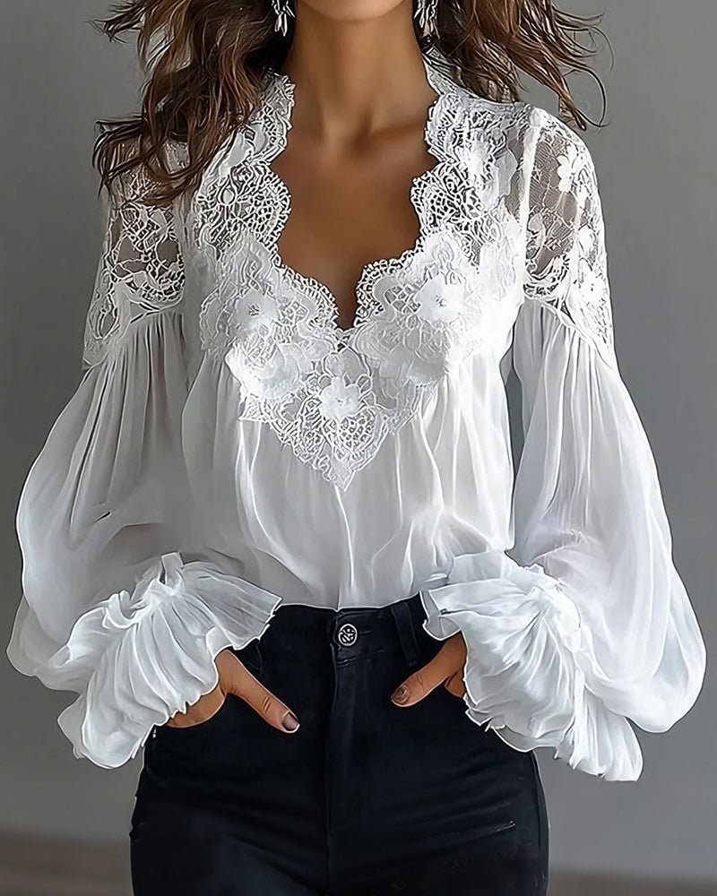 CELINE | Blusa de encaje de manga larga con cuello en V