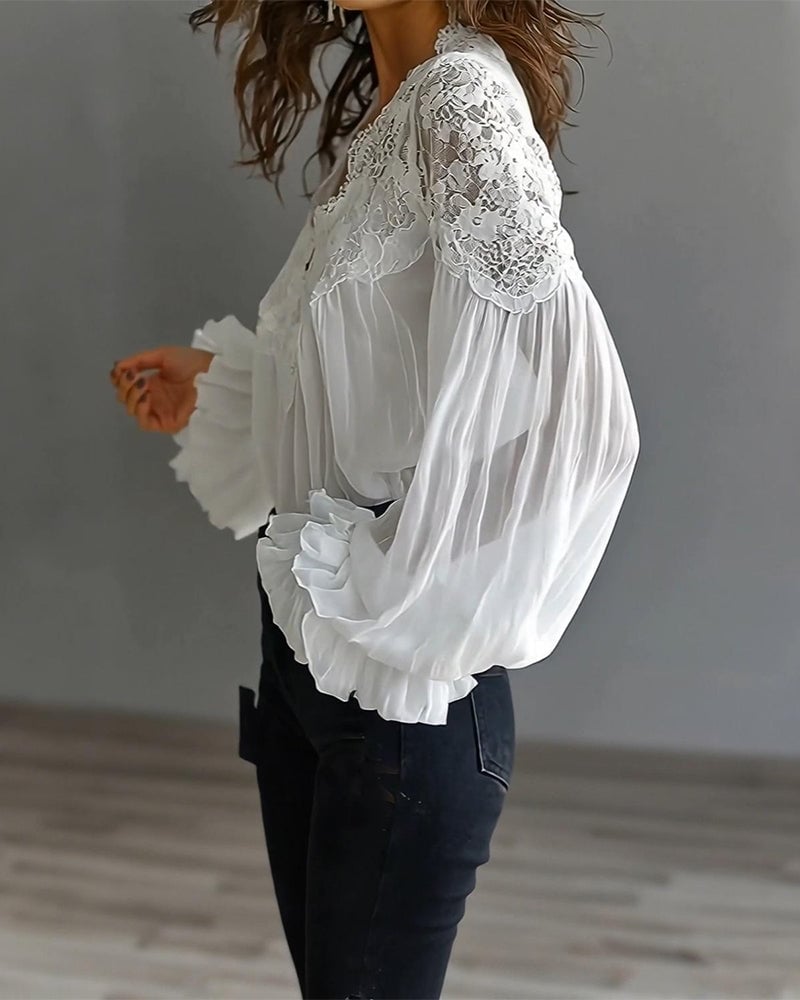 CELINE | Blusa de encaje de manga larga con cuello en V